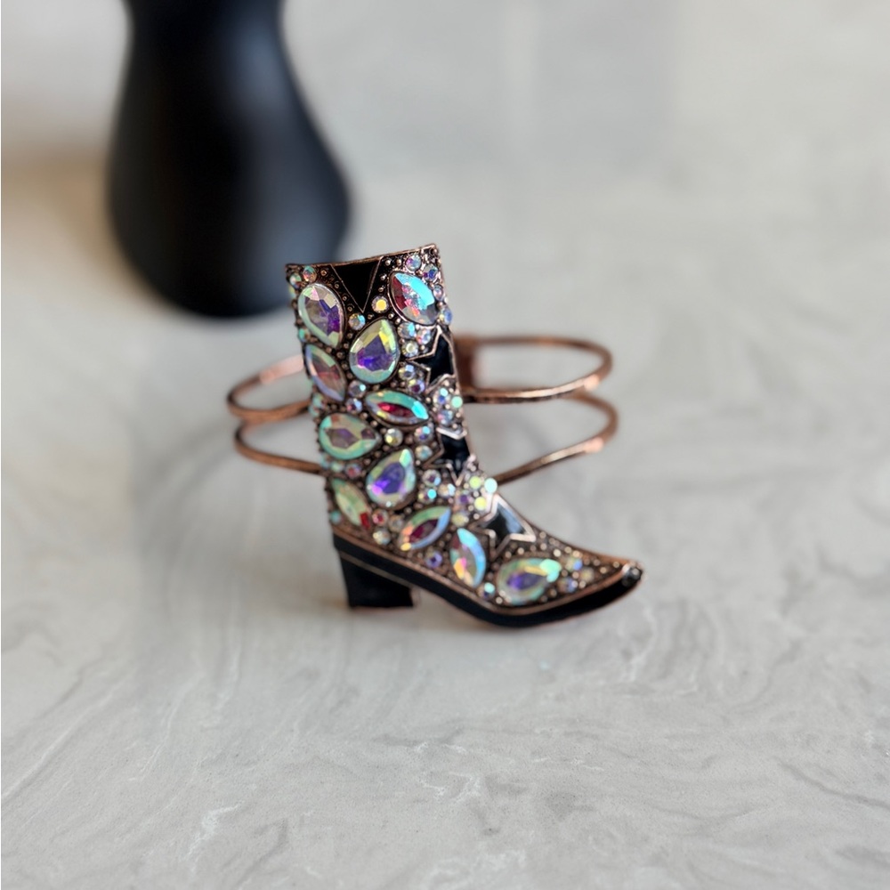 Embellished Iridescent Jewel Western Bootie Bracelet - Black Use